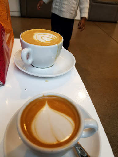 Cafe «Parisi Café at Park Place Shops», reviews and photos, 5245 W 116th Pl, Leawood, KS 66211, USA