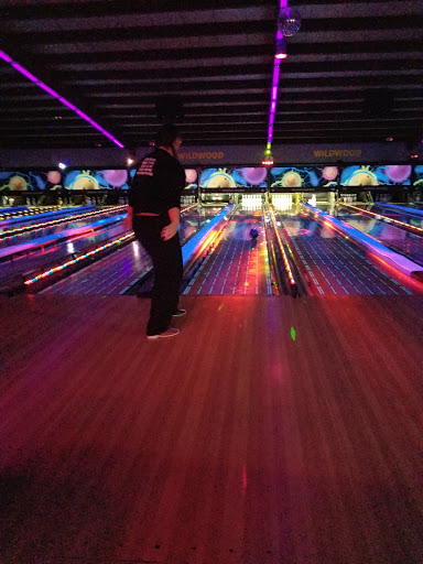 Bowling Alley «Wildwood Lake Bowl Inc», reviews and photos, 3951 Lake Ave, Riverhead, NY 11901, USA