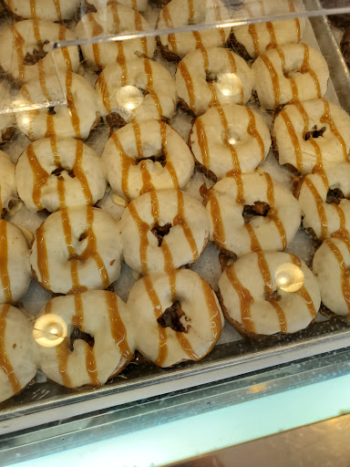 Donut Shop «Jack Frost Donuts», reviews and photos, 4960 Pearl Rd, Cleveland, OH 44109, USA