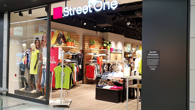 Street One Retail GmbH - Bekleidungsgeschäft