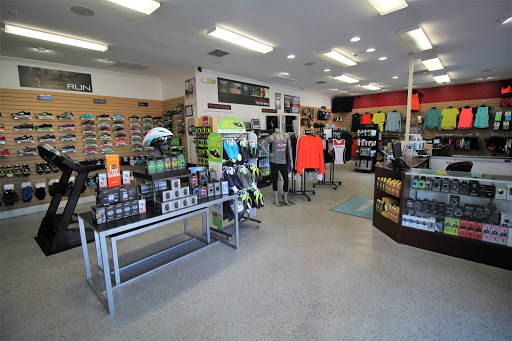 Running Store «Clever Training», reviews and photos, 1519 Gulf Blvd #1, Indian Rocks Beach, FL 33785, USA