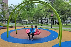 Playground @ 451 Bukit Batok West Ave 6 image