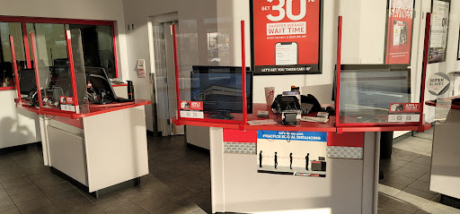 Tire Shop «Discount Tire Store - Kennesaw, GA», reviews and photos, 2930 George Busbee Pkwy NW, Kennesaw, GA 30144, USA