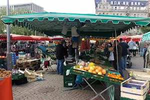 Wiesbadener Wochenmarkt image
