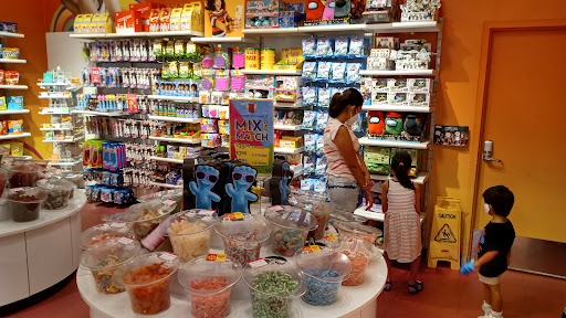 Shopping Mall «Orlando Vineland Premium Outlets», reviews and photos, 8200 Vineland Ave, Orlando, FL 32821, USA