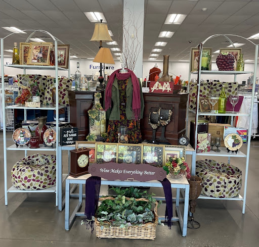 Thrift Store «Goodwill Virginia Center Retail Store», reviews and photos, 10231 Washington Hwy, Glen Allen, VA 23059, USA