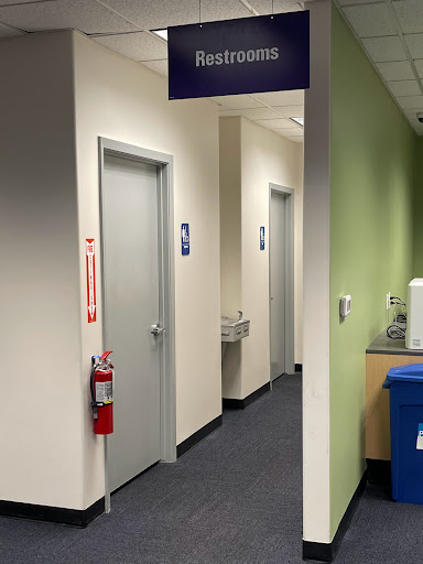 Print Shop «FedEx Office Print & Ship Center», reviews and photos, 7700 Hwy 6 N Suite 103, Houston, TX 77095, USA