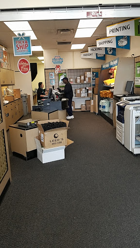 Shipping and Mailing Service «The UPS Store», reviews and photos, 9378 Mason Montgomery Rd, Mason, OH 45040, USA