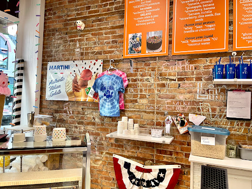 Frozen Yogurt Shop «Just Chill Frozen Desserts & Creperie», reviews and photos, 47 Main St, Clinton, NJ 08809, USA