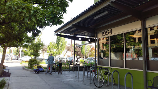 Grocery Store «New Seasons Market Seven Corners», reviews and photos, 1954 SE Division St, Portland, OR 97202, USA