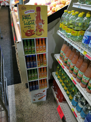 Grocery Store «Super Mercados El Guero», reviews and photos, 850 N Farnsworth Ave, Aurora, IL 60505, USA