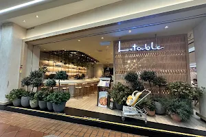 L.table @ 1 Utama image