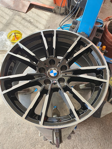 Comentarii opinii despre ΜΠΕΖΙΑΝΗΣ Ι. - Ν. ΤΖΑΒΕΛΛΑΣ Ο.Ε.