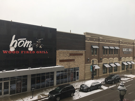 Barnes & Noble, 5755 N Bayshore Dr, Glendale, WI 53217, USA, 