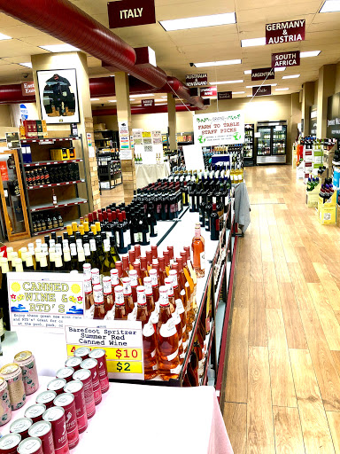 Wine Store «Grand Wine & Liquor Store», reviews and photos, 30-05 31st St, Astoria, NY 11102, USA