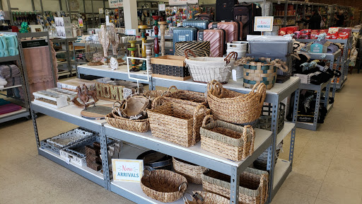 Home Goods Store «Tuesday Morning», reviews and photos, 244 Nelson St, Cartersville, GA 30120, USA