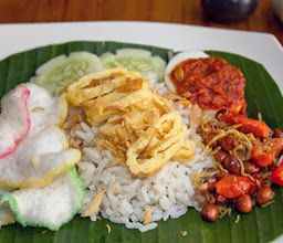 Nasi Uduk dan Lontong Sayur Bu Nur photo
