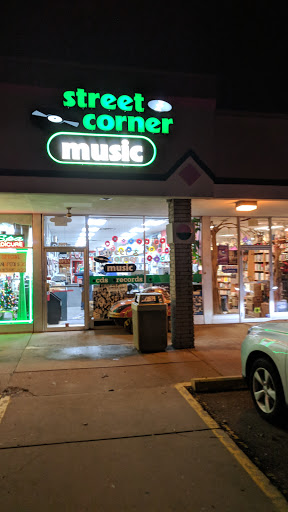 Shopping Mall «Lincoln Shopping Center», reviews and photos, 26092 Greenfield Rd, Oak Park, MI 48237, USA