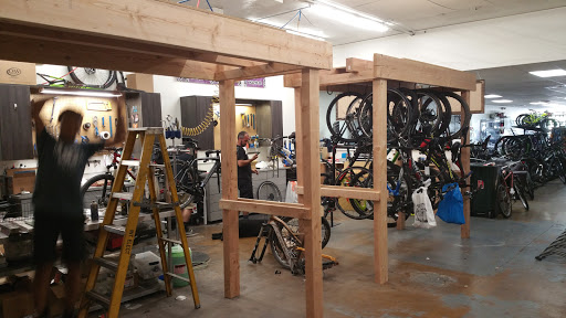 Bicycle Store «Slippery Pig Bike Shop», reviews and photos, 4320 N 7th Ave, Phoenix, AZ 85013, USA