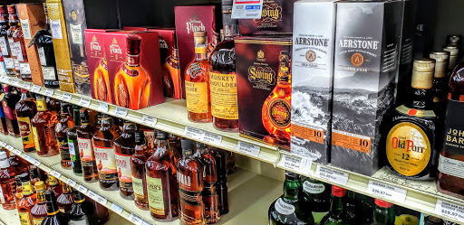 Liquor Store «Crown Wine & Spirits», reviews and photos, 1030 NE 15th Ave, Fort Lauderdale, FL 33304, USA