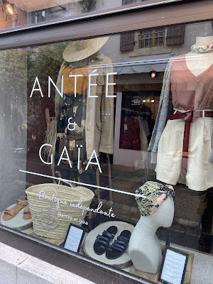Antée et Gaia à Aigues-Mortes