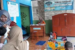 Praktek Fisioterapi Tumbuh Kembang Anak"Yeni" image