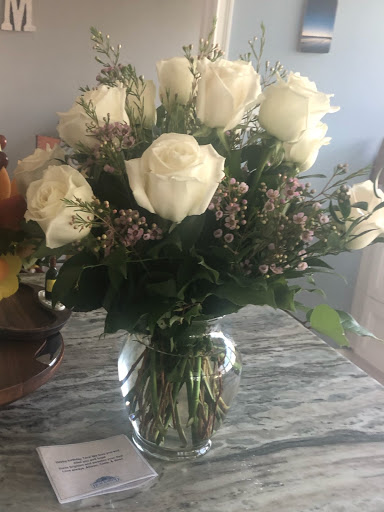 Florist «Beachwood Florist», reviews and photos, 325 New Haven Ave, Milford, CT 06460, USA