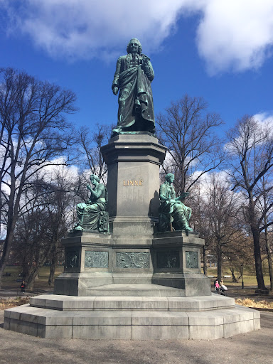 Linnémonumentet, Unnamed Road, 114 46 Stockholm