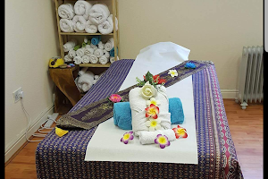 Sabai jai traditional thai massage image