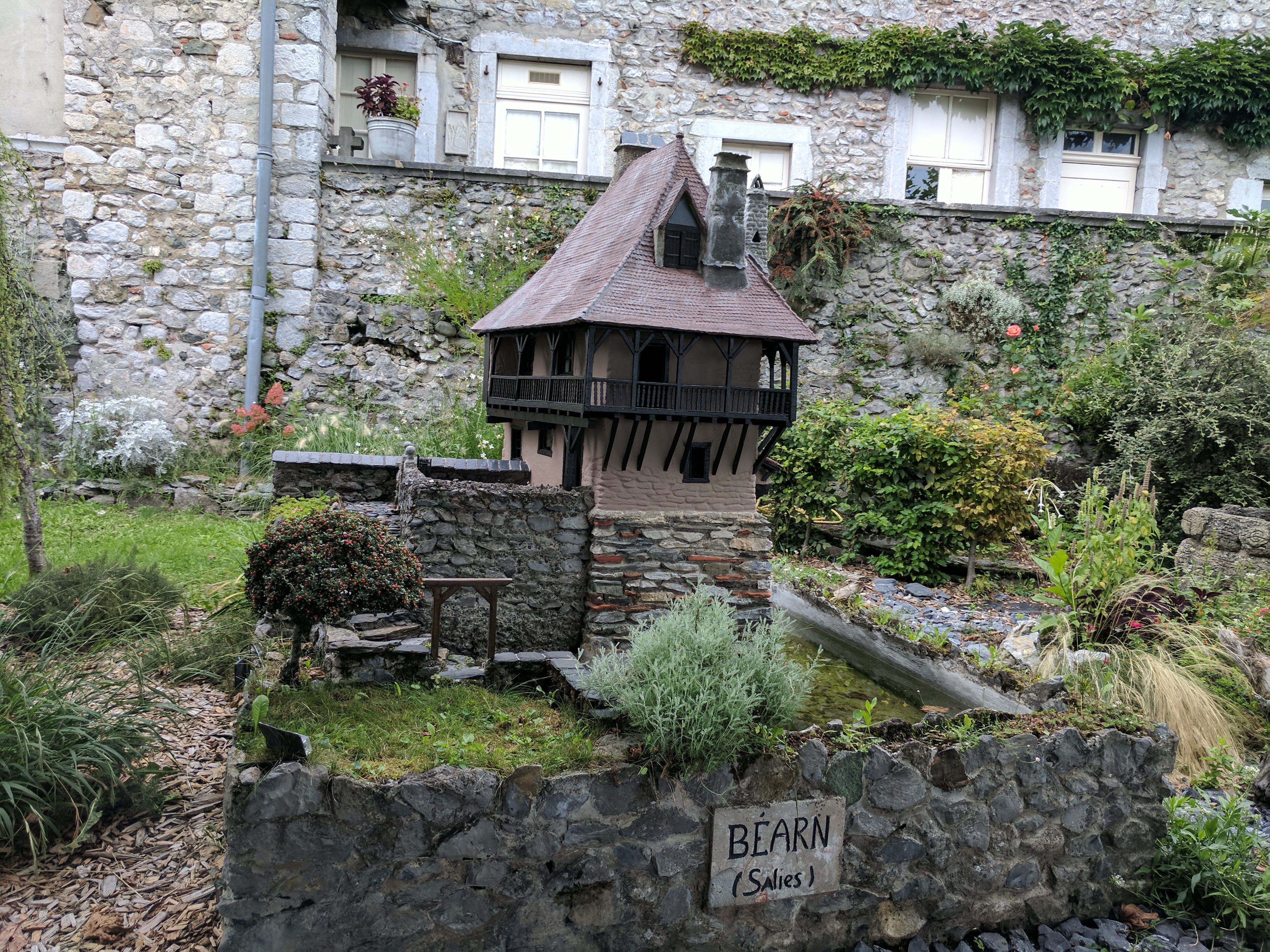 Photo n° 36 de l'avis de Sieuwe.a fait le 11/08/2017 à 15:58