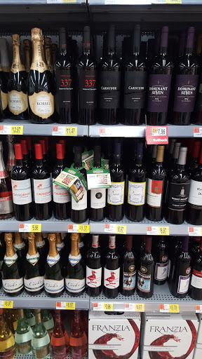 Supermarket «Walmart Neighborhood Market», reviews and photos, 4950 Plantation Rd, Roanoke, VA 24019, USA