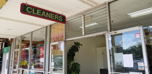 Shopping Mall «Valley Mall», reviews and photos, 977 Valley Rd, Gillette, NJ 07933, USA