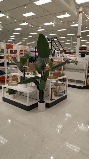 Department Store «Target», reviews and photos, 2621 Schaumburg Rd, Schaumburg, IL 60194, USA