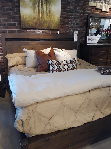 Furniture Store «Ashley HomeStore», reviews and photos, 2874 Plaza Drive, Dubuque, IA 52002, USA