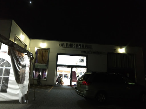 Clothing Store «The Mall at Oak Tree», reviews and photos, 1710 Oak Tree Road, Edison, NJ 08820, USA