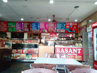 Pahwa Ice Cream & Fast Food Plaza - House No. 6790, Opp.Shiv Shakti Mandir, Hargobind Marg Main Rd, New Shivaji Nagar, New Hargobind Nagar, Ludhiana, Punjab 141008, India