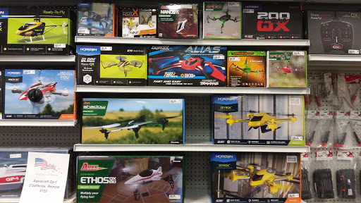 Hobby Store «HobbyTown USA - Folsom», reviews and photos, 2761 E Bidwell St # 400, Folsom, CA 95630, USA