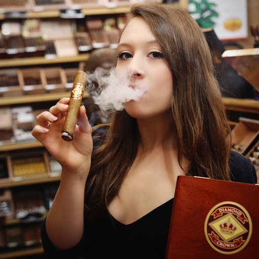 Tobacco Shop «Michaels Tobacco of Keller», reviews and photos, 750 S Main St #100, Keller, TX 76428, USA