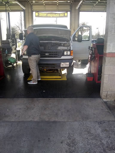 Car Inspection Station «Plaza Car Wash & Lube Center», reviews and photos, 5220 Lemmon Ave, Dallas, TX 75209, USA