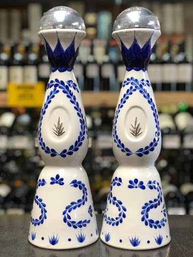 Liquor Store «Miami Beach Liquors», reviews and photos, 814 Alton Rd, Miami Beach, FL 33139, USA