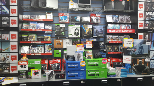 Video Game Store «GameStop», reviews and photos, 12303 Limonite Ave, Mira Loma, CA 91752, USA