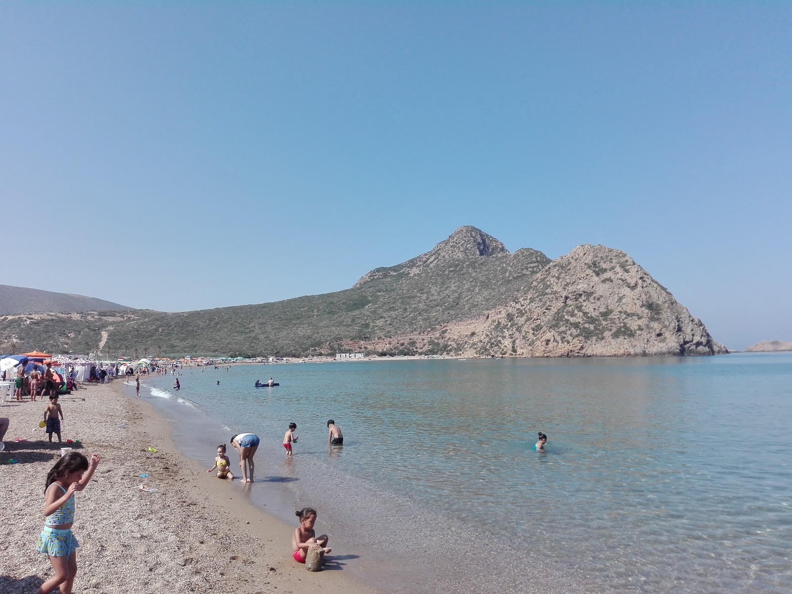 Photo de Plage Medegh 1 avec moyenne baie