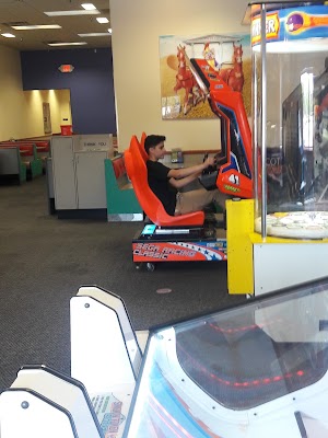 Chuck E. Cheese - photo 36