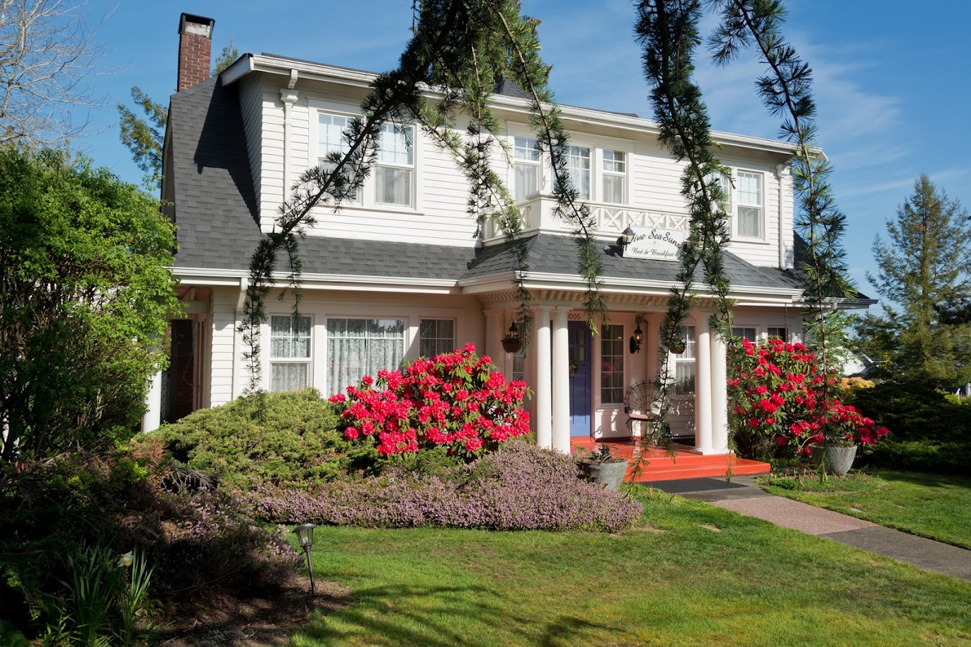 Five SeaSuns Bed and Breakfast