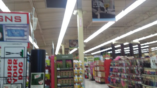 Pet Supply Store «Petco Animal Supplies», reviews and photos, 10190 W McDowell Rd, Avondale, AZ 85323, USA