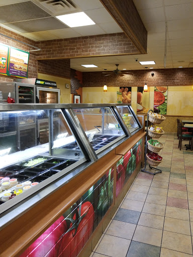 Restaurant «SUBWAY®Restaurants», reviews and photos, 503 W 3rd St, Connersville, IN 47331, USA