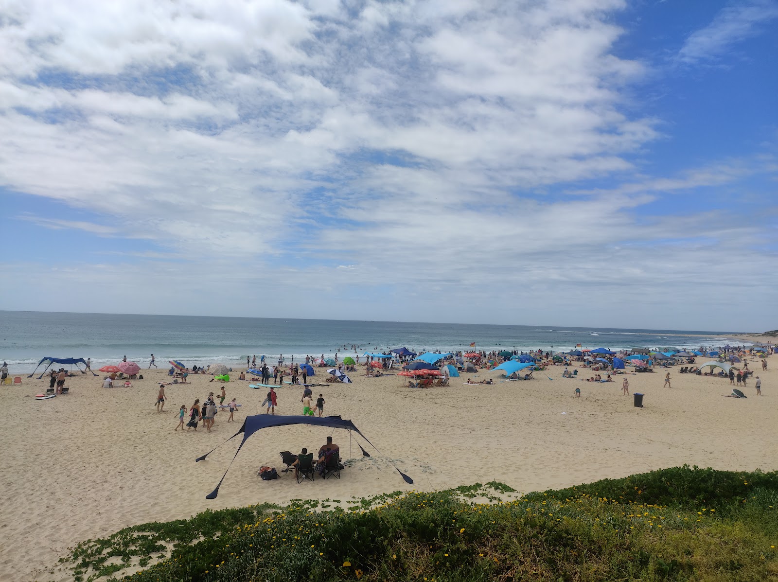 Foto de Jeffreys Bay beach y el asentamiento