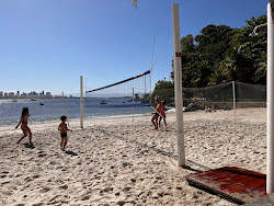 Foto de Praia do Forte de S João com uma linha costeira reta