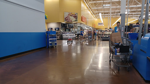 Department Store «Walmart Supercenter», reviews and photos, 2025 Merchant Mile, Columbus, IN 47201, USA
