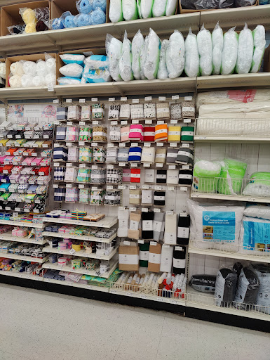 Shopping Mall «Creeks at Virginia Centre», reviews and photos, 9850 Brook Rd, Glen Allen, VA 23059, USA